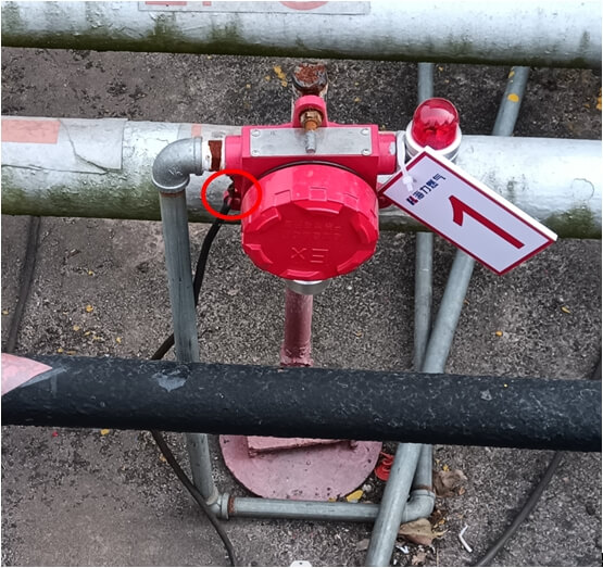 可燃氣體探測器未用黃綠接地線，且接地線不足4mm2